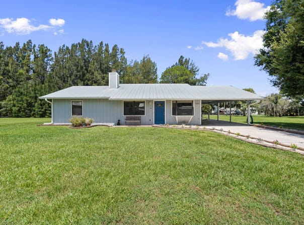 3201 Linda Vista Avenue, Fort Pierce, FL 34982