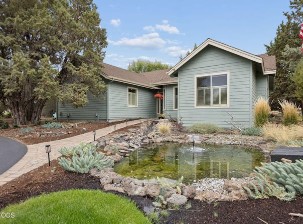 2311 Condor Drive, Redmond, OR 97756