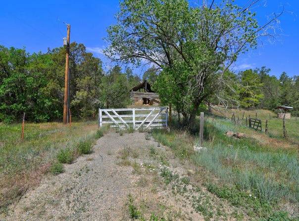 146 SKYLAND Boulevard, Tijeras, NM 87059