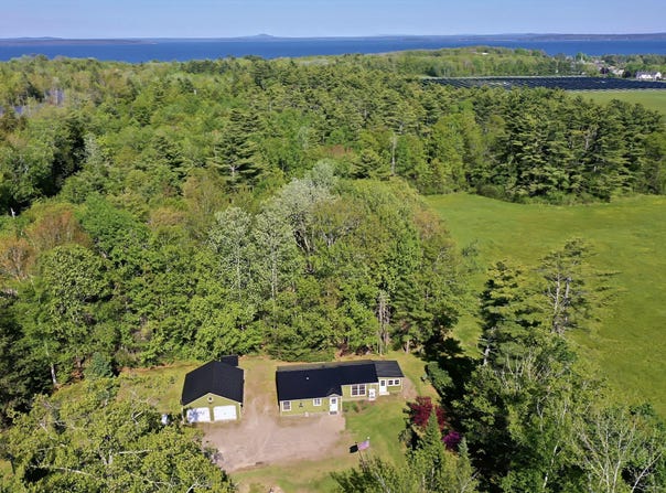 3 Reeds Lane, Belfast, ME 04915