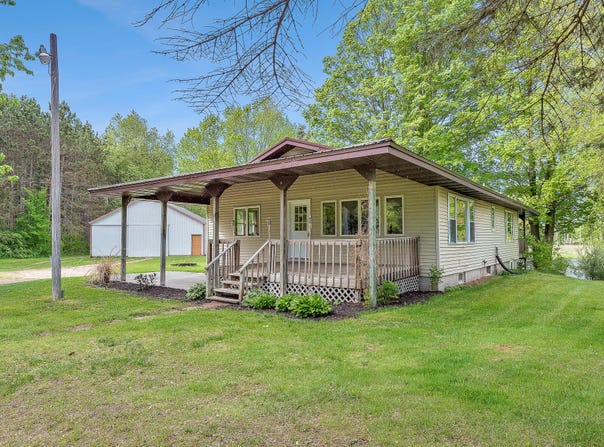 16436 45th Avenue, Barryton, MI 49305