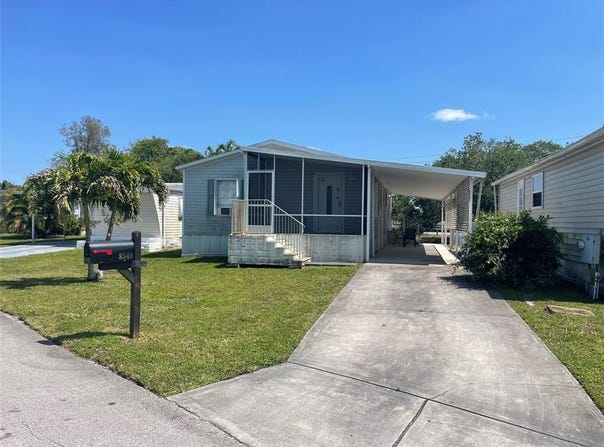 8540 SW 23rd Pl, Davie, FL 33324