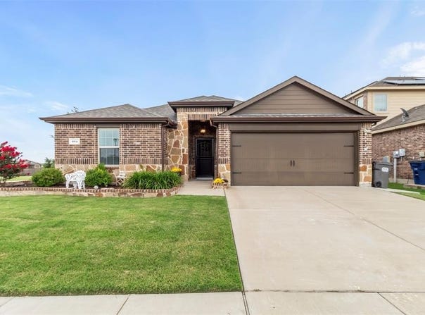 904 Meadow Wood Lane, Princeton, TX 75407
