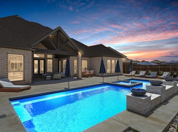 508 Lyon Crest Drive, Shady Shores, TX 76208