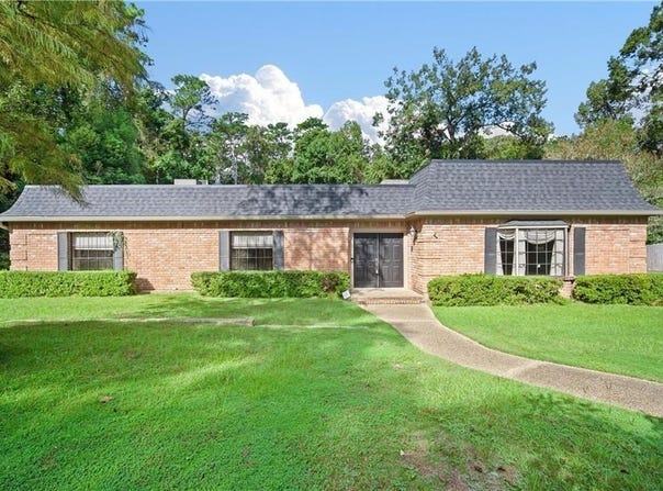 2000 Riverview Avenue, Mobile, AL 36605
