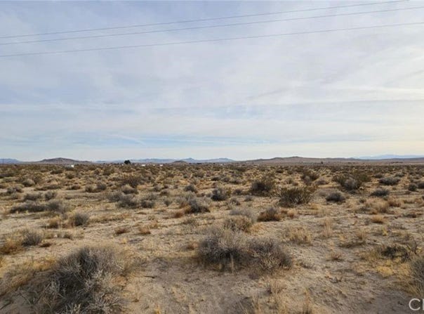 800 Grass Hopper (NEAR), Hinkley, CA 92347