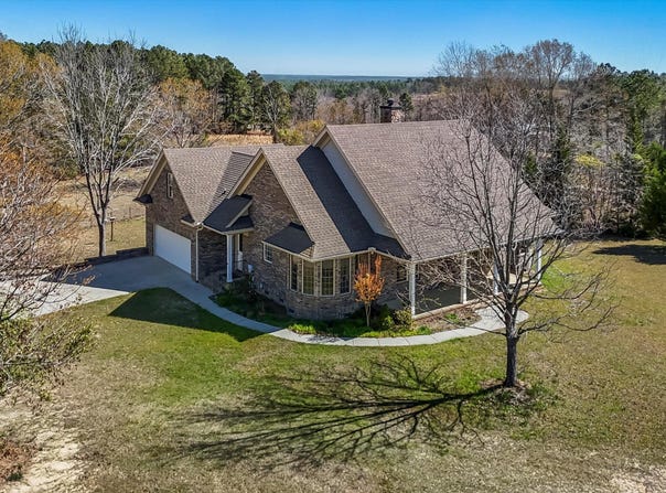 357 Collum Pond Road, Wagener, SC 29164