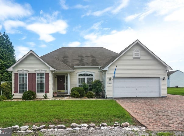 37292 LONG BOAT CT, GREENBACKVILLE, VA 23356
