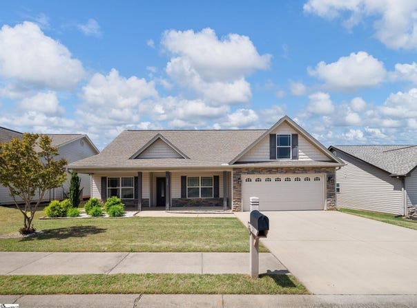 311 Hayfield Drive, Boiling Springs, SC 29316