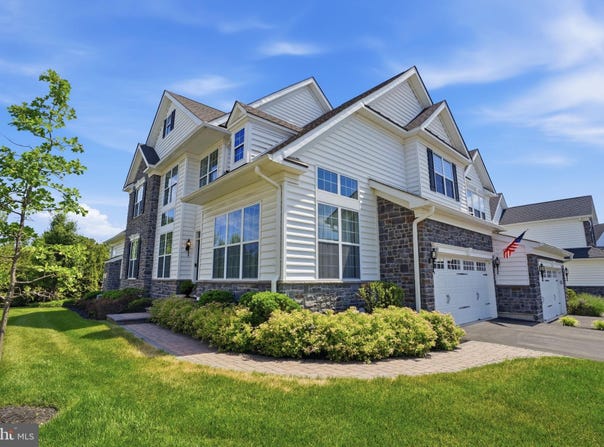 83 LAVENDER Drive, YARDLEY, PA 19067