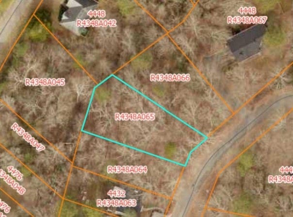 000 WALLACE Circle, Snellville, GA 30039