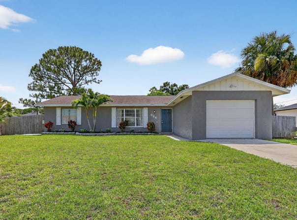 356 NW Hibiscus Street, Port Saint Lucie, FL 34983
