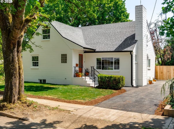 409 E MCLOUGHLIN BLVD, Vancouver, WA 98663