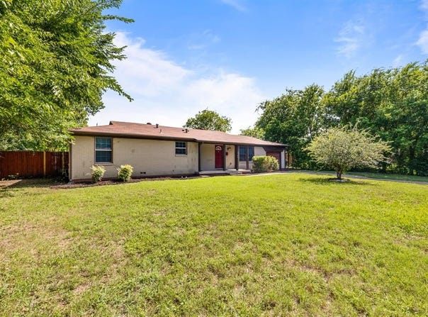 6704 Lavon Drive, Richland Hills, TX 76118