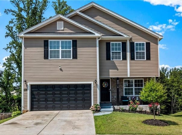 6814 Capstone Court, Rural Hall, NC 27045