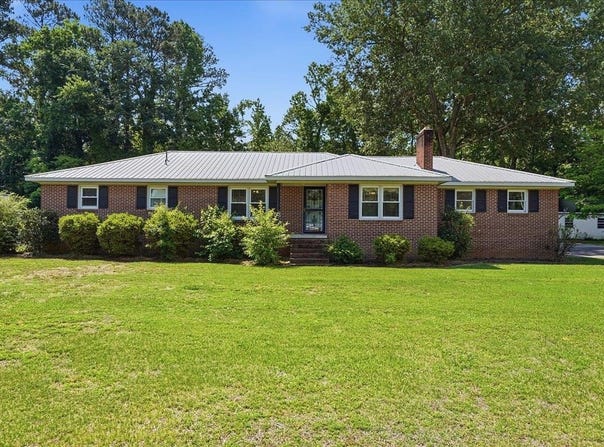 208 Skyland Drive, Clinton, SC 29325