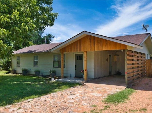 1236 Martin St, Mason, TX 76856