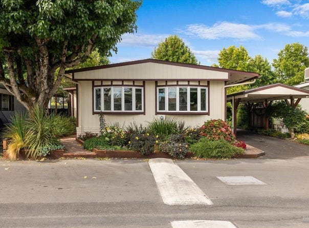 300 Stony Point Road, Petaluma, CA 94952