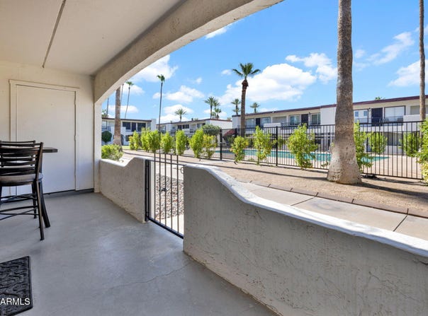 240 S OLD LITCHFIELD Road, Litchfield Park, AZ 85340
