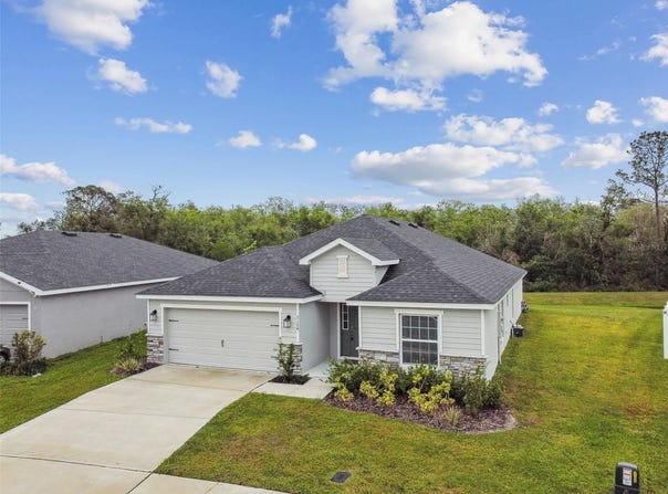 7164 TWISTING PINES LOOP, ZEPHYRHILLS, FL 33541