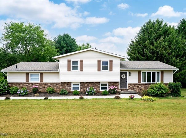 18259 William Drive, Doylestown, OH 44230