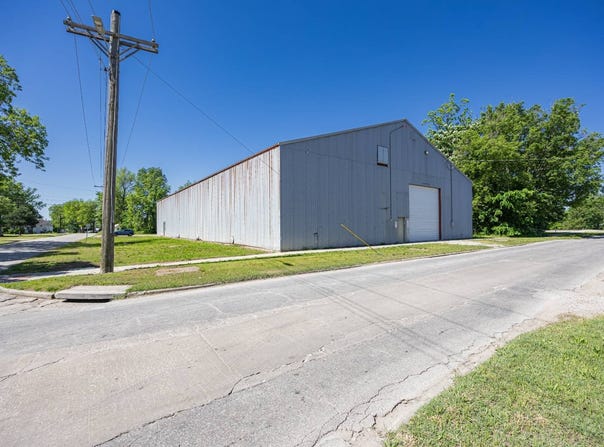 300, 400 & 502 S Galveston St, Cherryvale, KS 67335