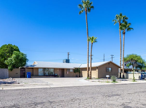 7110 E 34th Street E, Tucson, AZ 85710