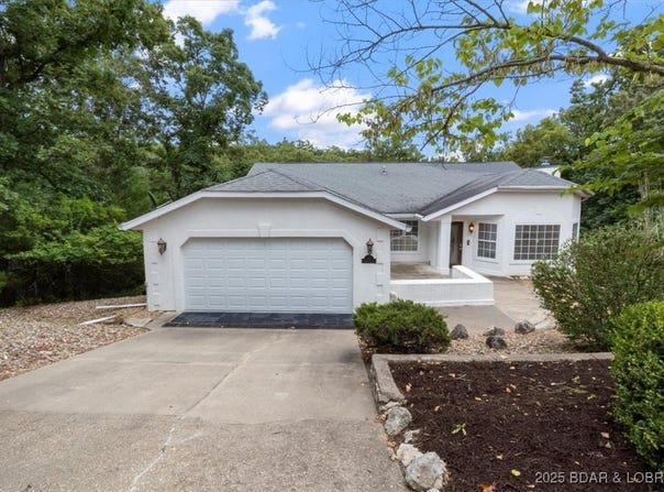 192 Royal Point Court, Lake Ozark, MO 65049