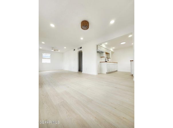 8165 JOSEPHINE Circle, El Paso, TX 79907