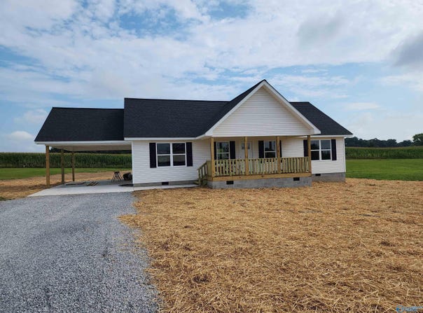 608 Lacey Road, Henagar, AL 35978