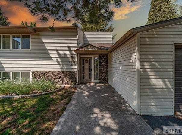 12000 S Sunrise Circle, Idaho Falls, ID 83404