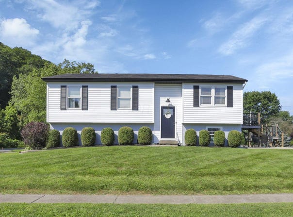 624 Licking View Drive, Heath, OH 43056