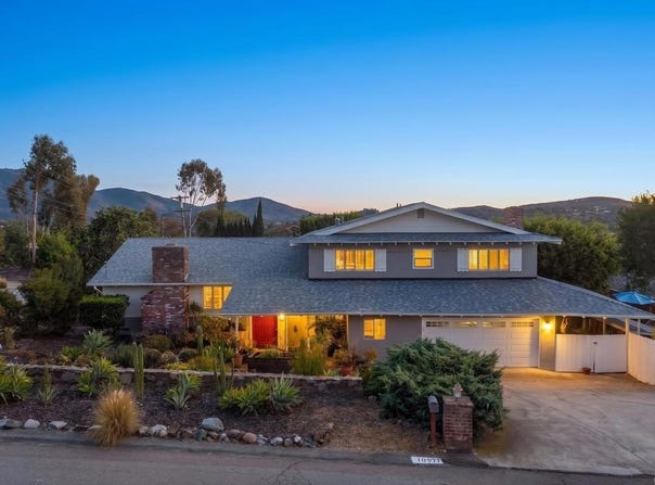 10071 Resmar Pl, La Mesa, CA 91941