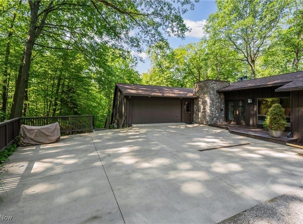51709 Becker Road, Wakeman, OH 44889