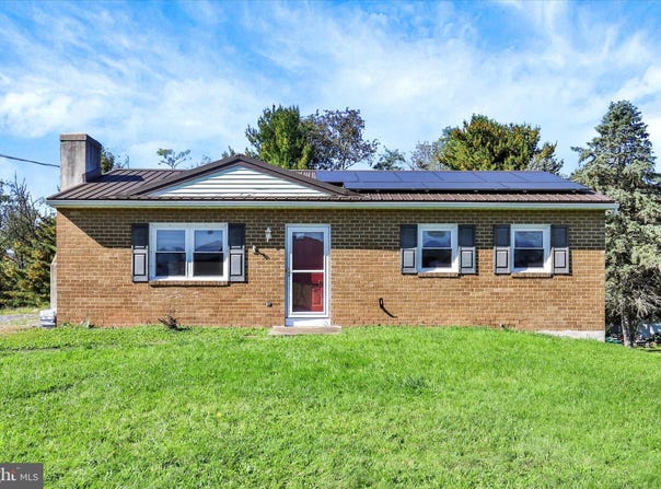 325 BURN HILL Road, SHERMANS DALE, PA 17090