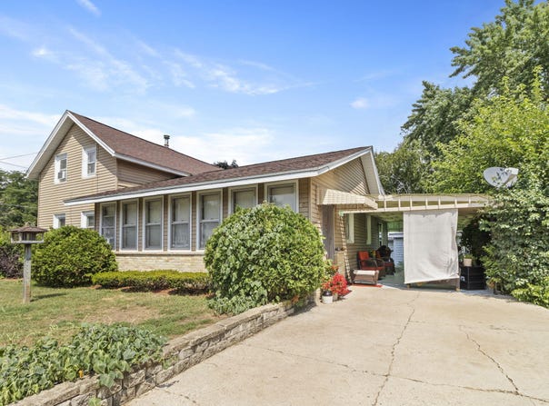 403 Volk St, Portage, WI 53901