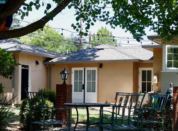 2591 Walnut Blvd, Walnut Creek, CA 94596