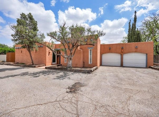 2309 W Golf Course Rd, Midland, TX 79701