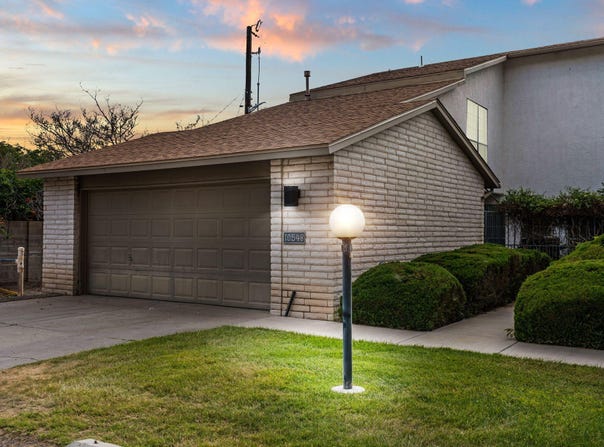 10548 MONTGOMERY Boulevard NE, Albuquerque, NM 87111