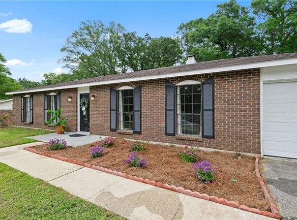 5717 Post Oak Court, Mobile, AL 36609