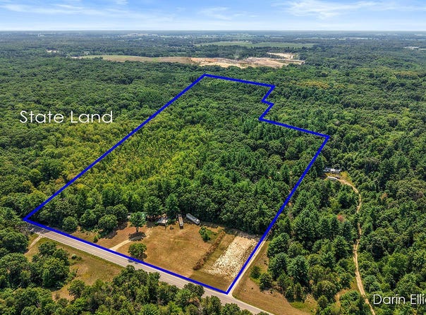 5801/5855 W Long Lake Road, Belding, MI 48809