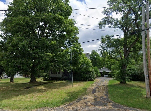 14244 Atwater Avenue NE, Alliance, OH 44601
