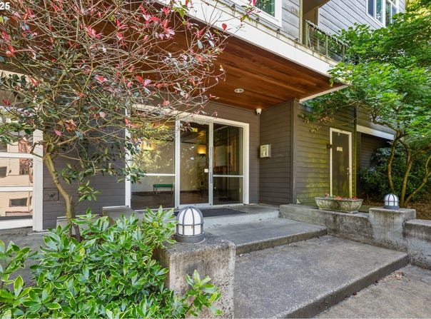 1910 SW 18TH AVE, Portland, OR 97201