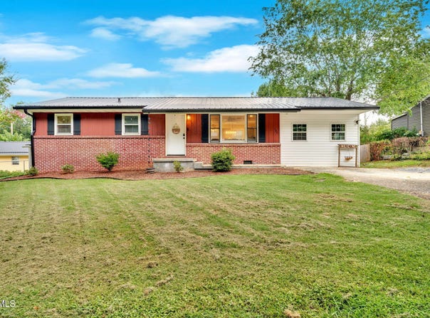 104 Lynn Lane, Johnson City, TN 37604