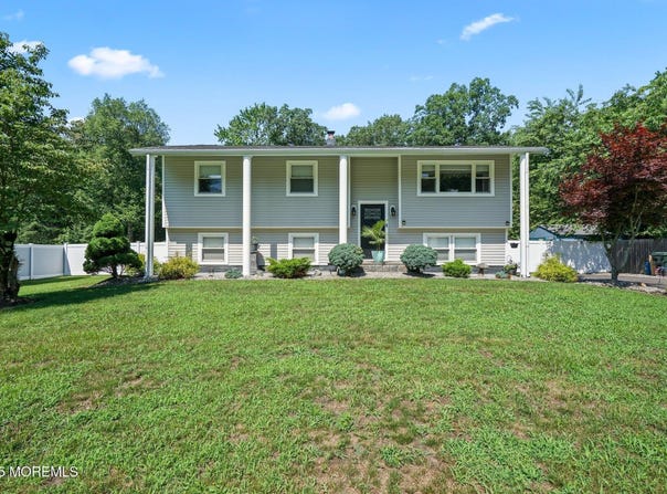 56 Walter Drive, Jackson, NJ 08527