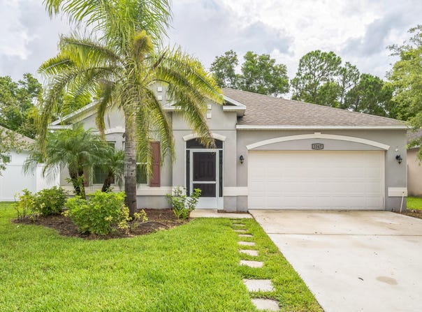 5347 NW Wisk Fern Circle, Port Saint Lucie, FL 34986