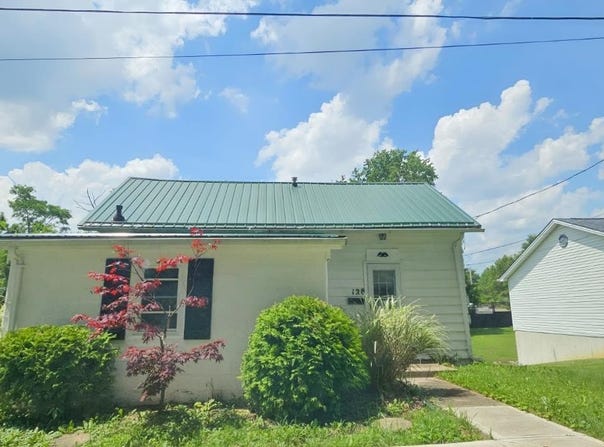 128 Burroughs Street, Blanchester, OH 45107