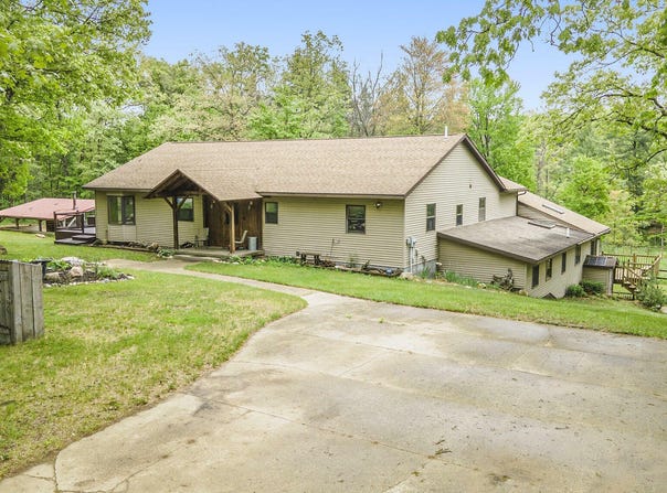 1977 E 40TH STREET, WHITE CLOUD, MI 49349