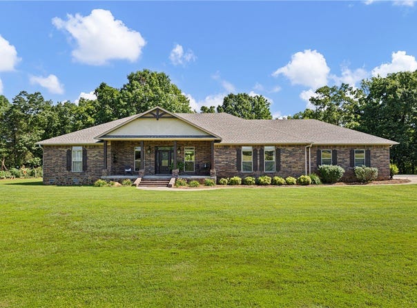 1480 SR 27, Dover, AR 72837