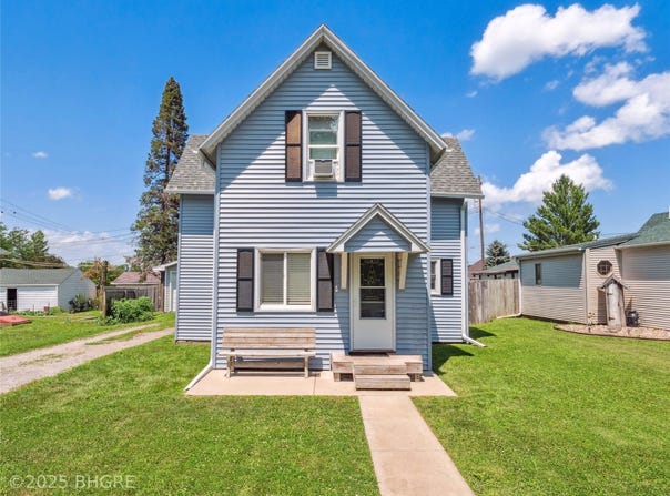 122 W Washington Street, Colfax, IA 50054